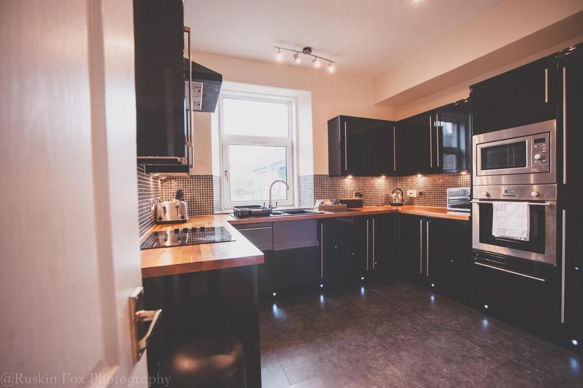 Stylish And Spacious Two Bed In Aberdeen'S West End Exterior foto